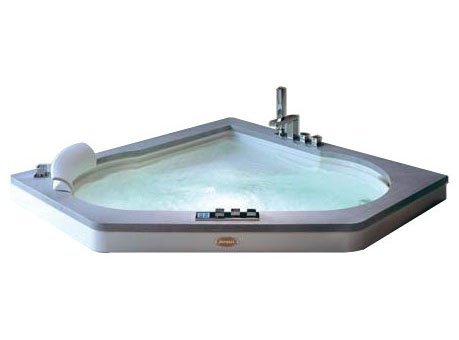 Фото Акриловая ванна Jacuzzi Aura 140x140 9F43-493A