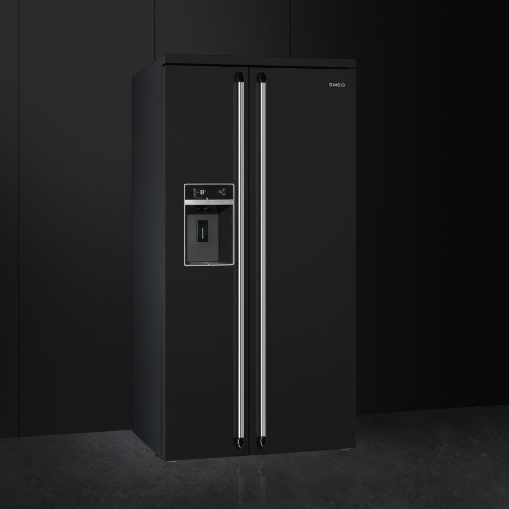 Фото Холодильник Smeg SBS963N