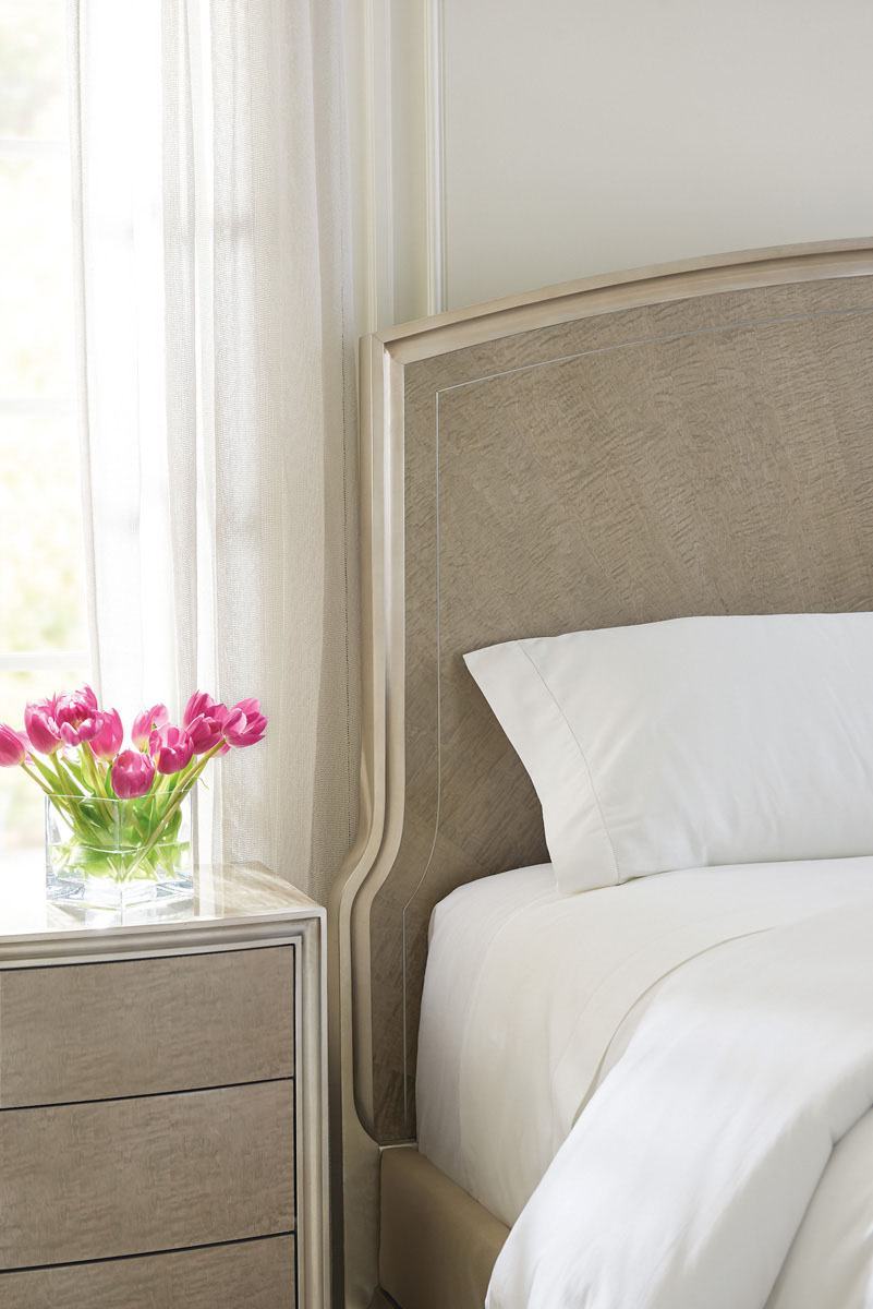 Фото Кровать Rise To The Occasion (Queen Size)