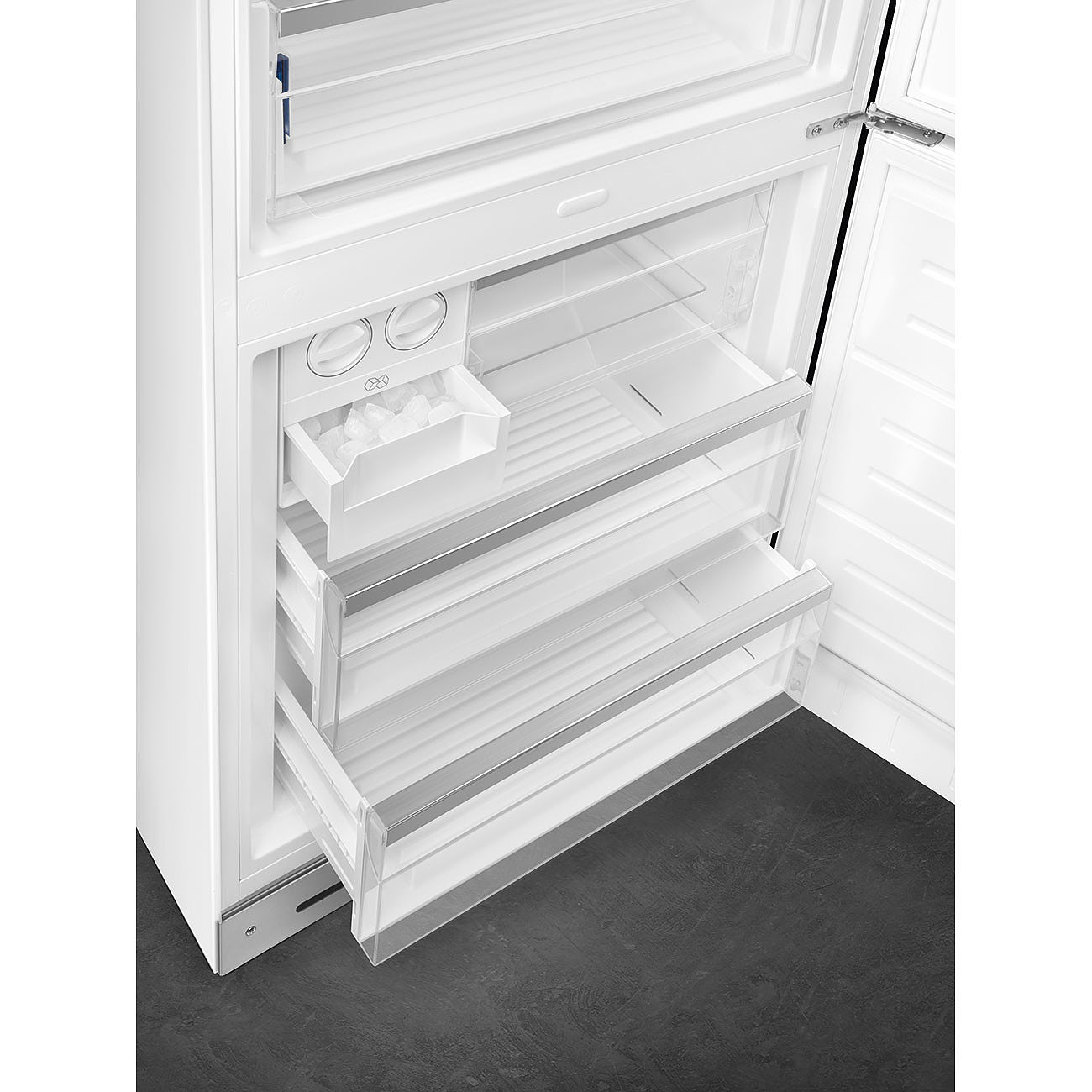 Фото Холодильник Smeg FAB38RWH5