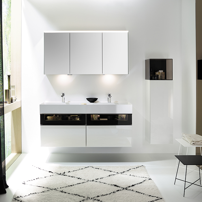 Фото Тумба с двумя раковинами Burgbad Yumo 131 SFKM132 F3193 C0001*2 белый глянцевый