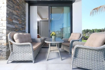 Acropol Port Residence