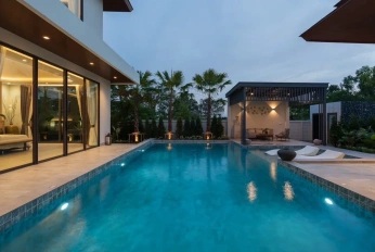 Birdie Pool Villas