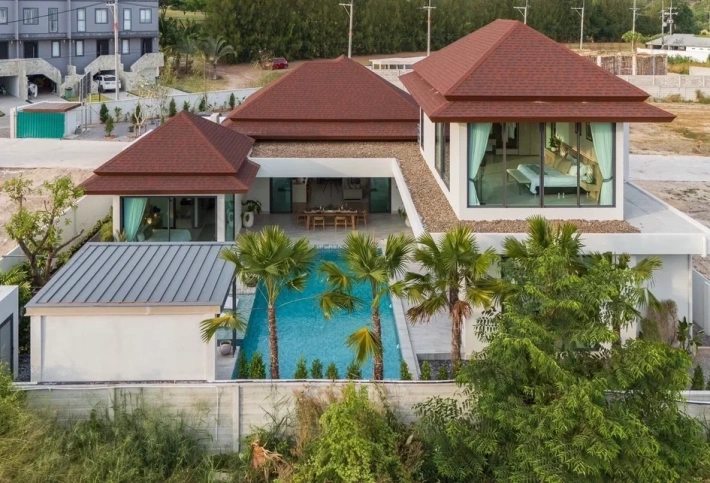 Birdie Pool Villas