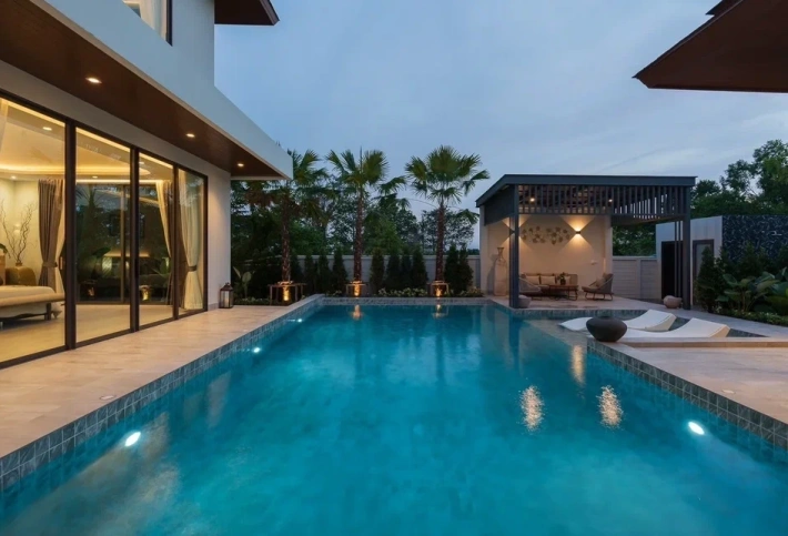 Birdie Pool Villas