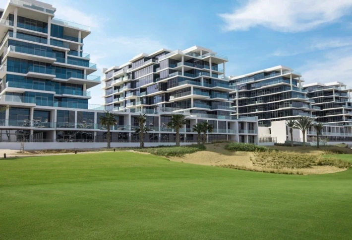 DAMAC Hills - Golf Vista