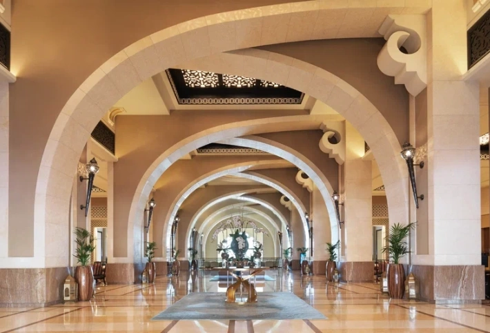 Galinios at Fairmont, The Palm