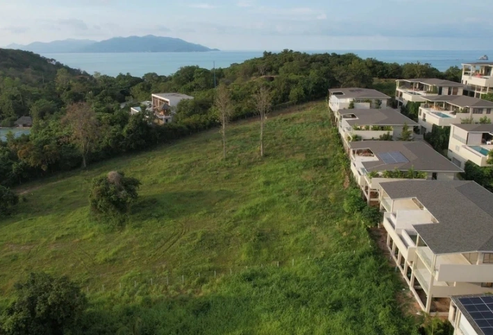 IO Villas