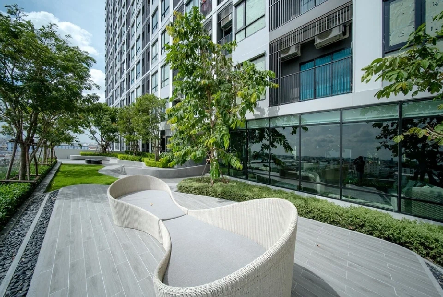 Knightsbridge Sukhumvit Theparak