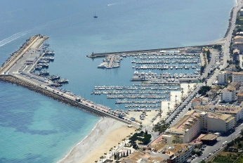 Квартира в новостройке Квартиры для инвестиций в Аликанте в проекте "Viva Altea Beach"