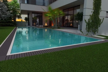 LUXOM VILLA