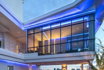M Thonglor 10