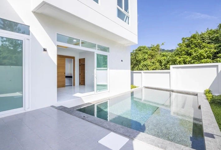 NAI VILLAS Kathu – Loch Palm Golf Club