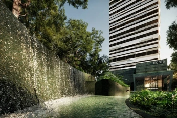 Noble Form Thonglor
