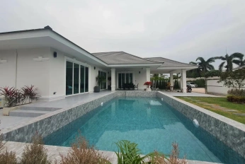 THE PYNE HUAHIN