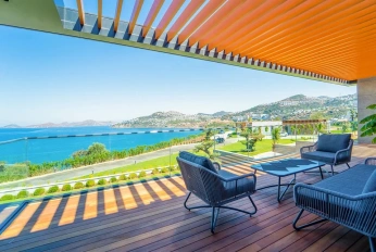 Velux Yalikavak