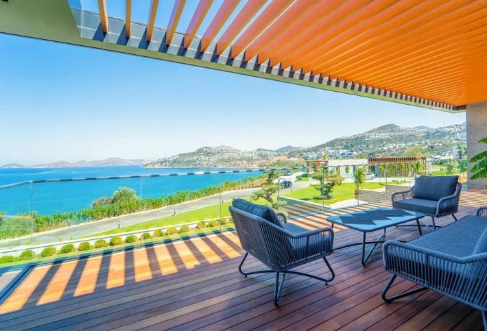Velux Yalikavak