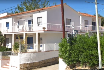 Жилой комплекс Edificio de 10 apartamentos para reformar en Castell Platja d Aro en la Costa Brava