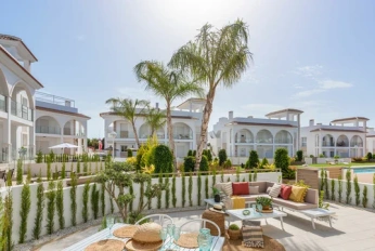 Жилой квартал Euromarina Apartments