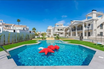Жилой квартал Euromarina Apartments