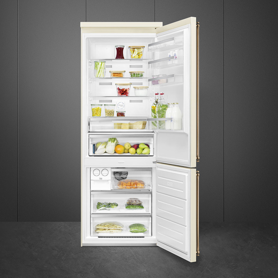 Фото Холодильник Smeg FA8005RPO5