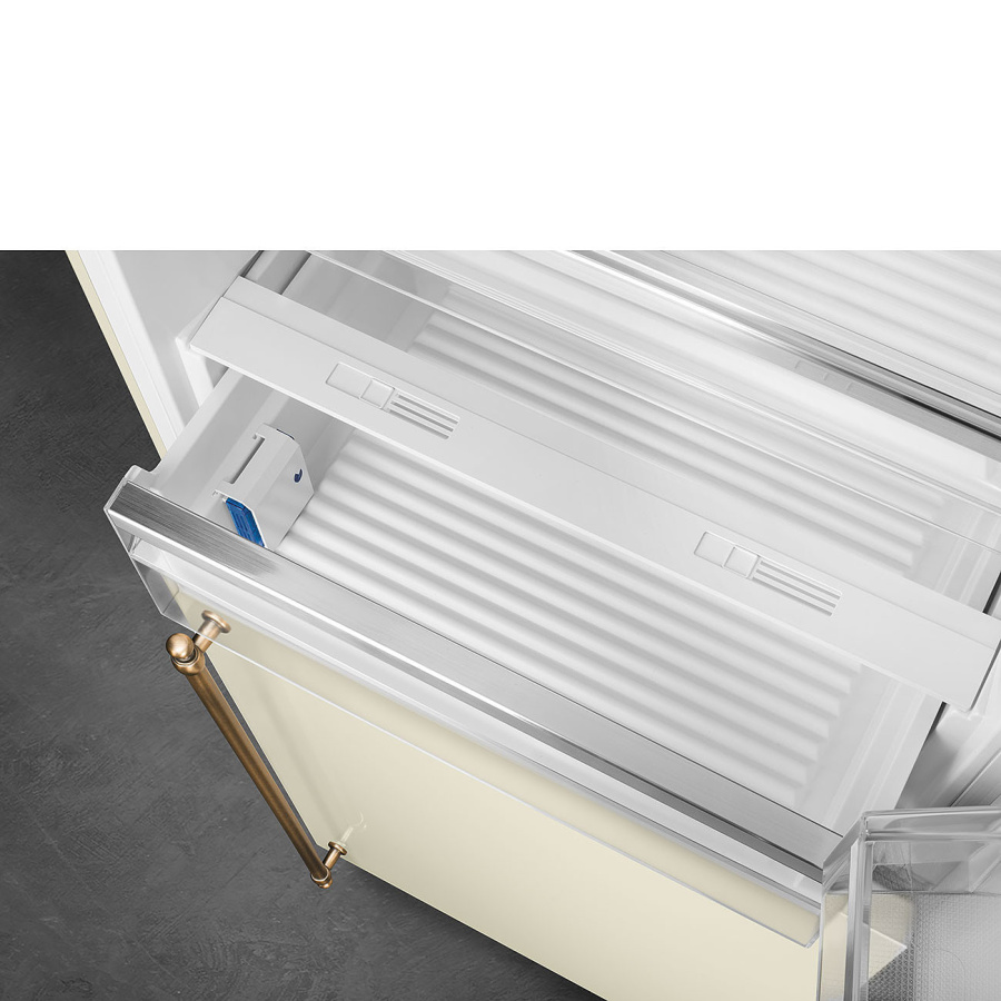 Фото Холодильник Smeg FA8005RPO5