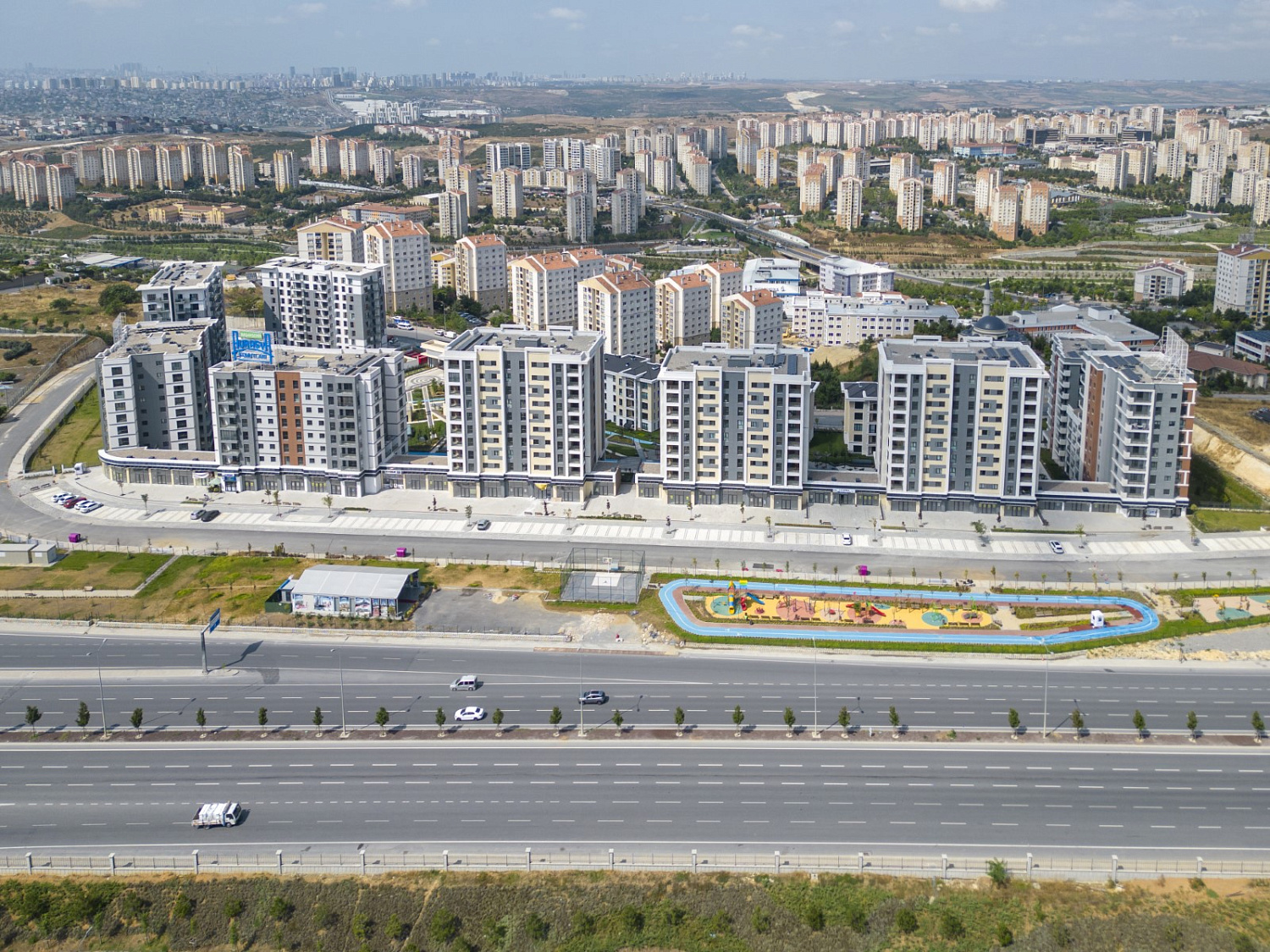 Фото Basaksehir Avrasya Konutlari