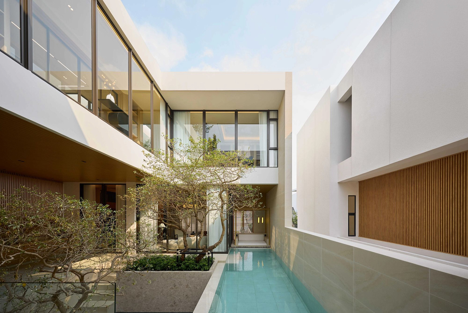 Фото ELIVA Private Residences
