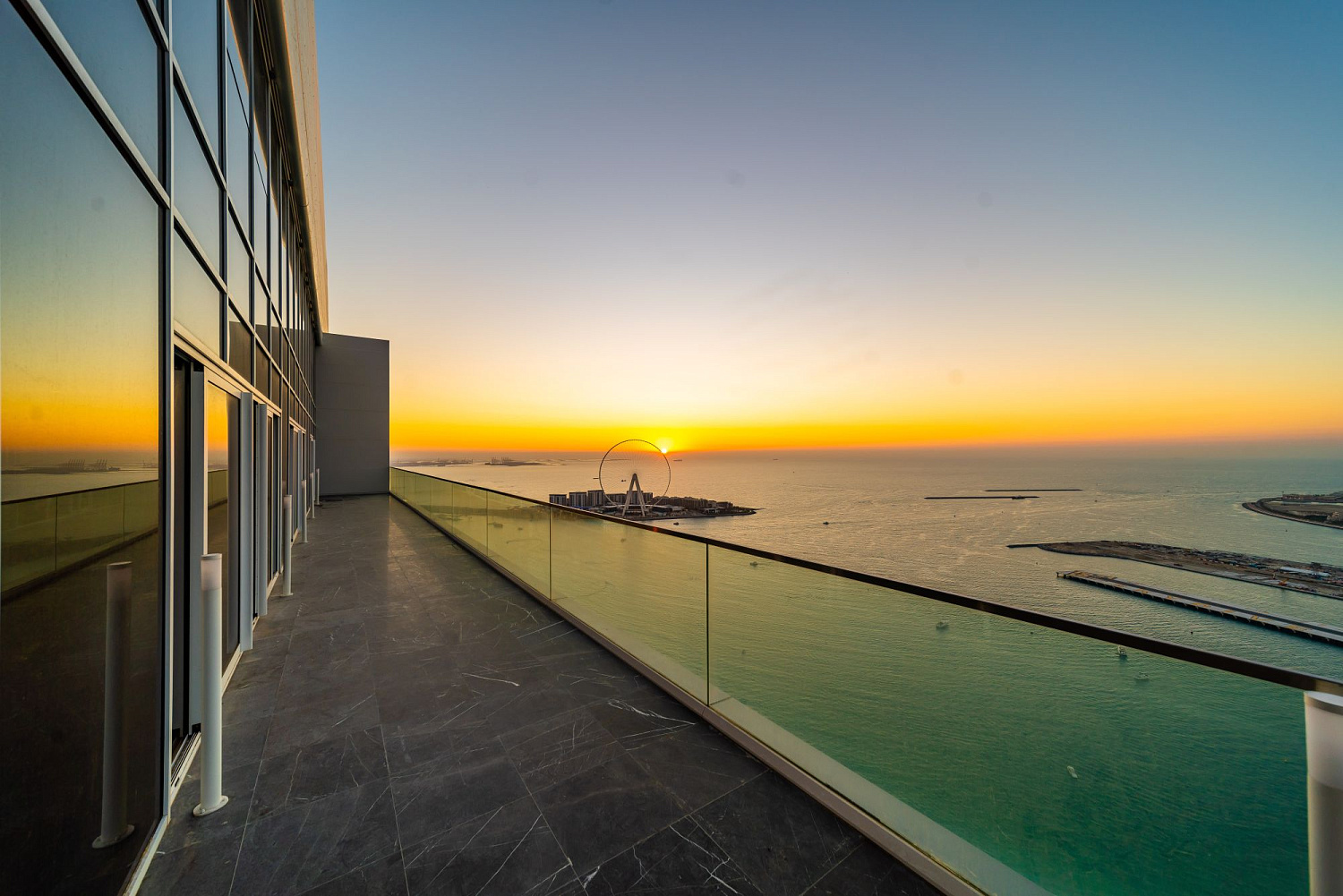 Фото 1/JBR