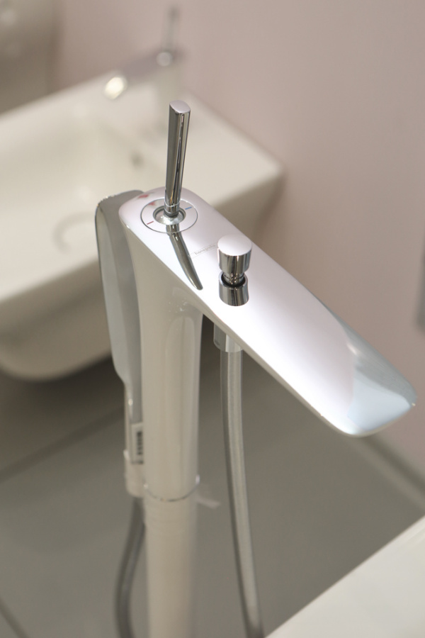 Фото Смеситель для ванны hansgrohe PuraVida 15473400