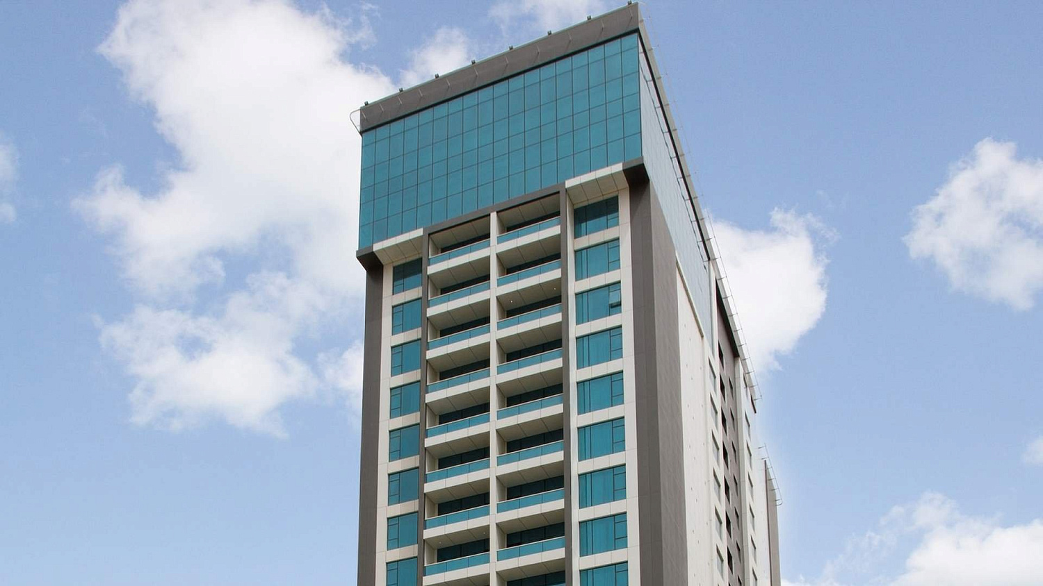 Фото Luxury Tower 1