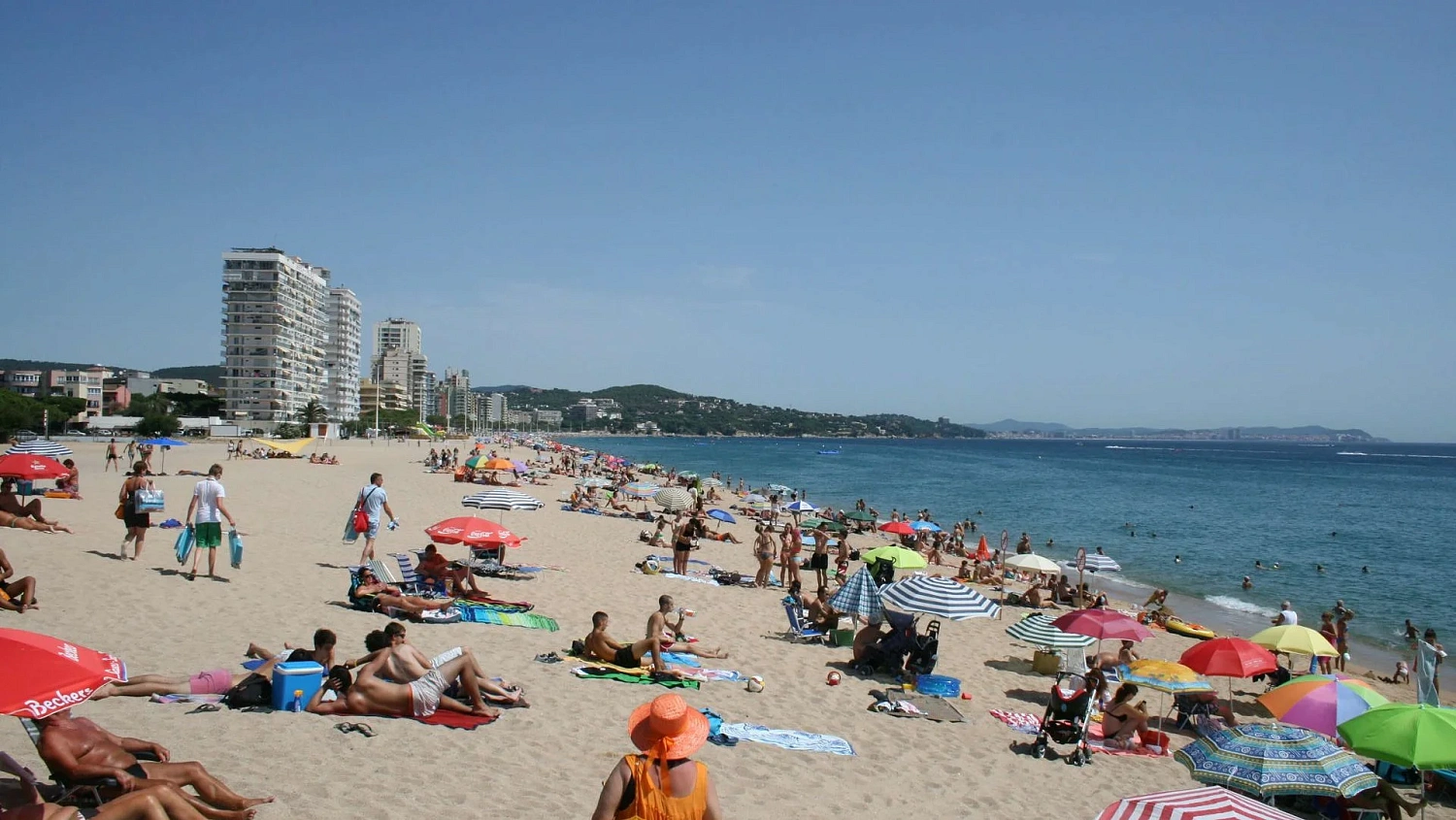 Жилой комплекс Edificio de 10 apartamentos para reformar en Castell Platja d Aro en la Costa Brava