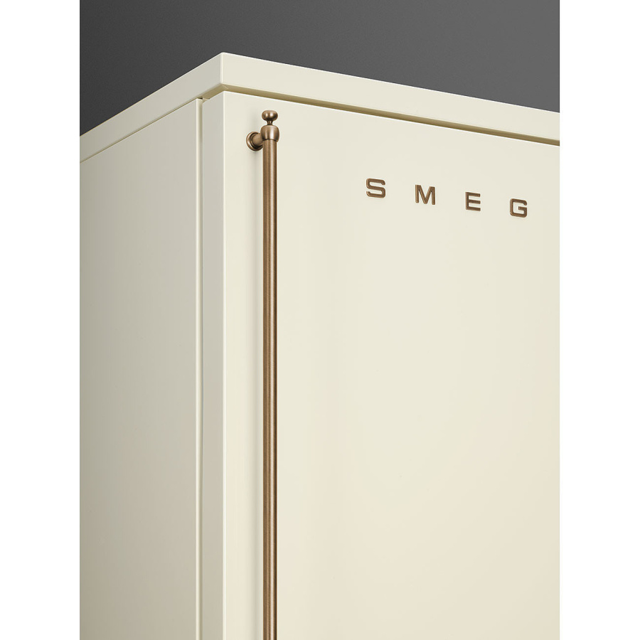 Фото Холодильник Smeg FA8005RPO5