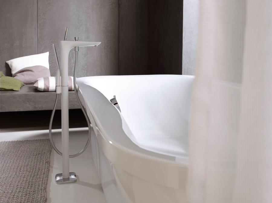Фото Смеситель для ванны hansgrohe PuraVida 15473000