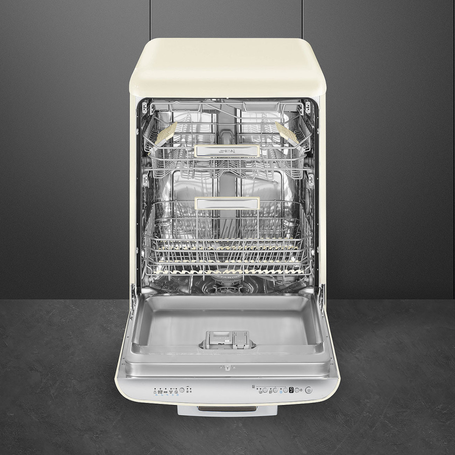 Фото Посудомоечная машина Smeg LVFABCR3