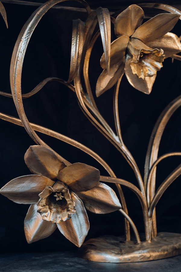 Фото Консоль Narcissus