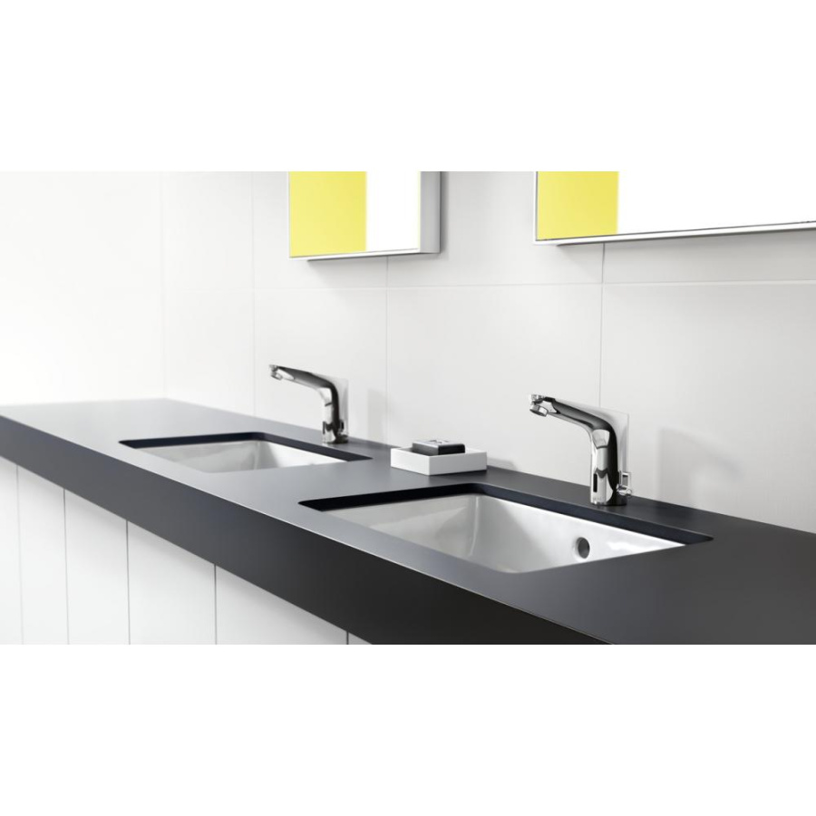 Фото Смеситель для раковины hansgrohe Focus 31174000 электронный без регулировки температуры